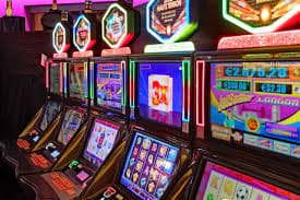 bet108 aplikasi mobile tampilan fitur lengkap taruhan dan kasino untuk pengguna Indonesia
