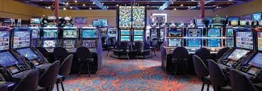 bet108 download fitur unggulan aplikasi mobile taruhan olahraga live casino slot Indonesia